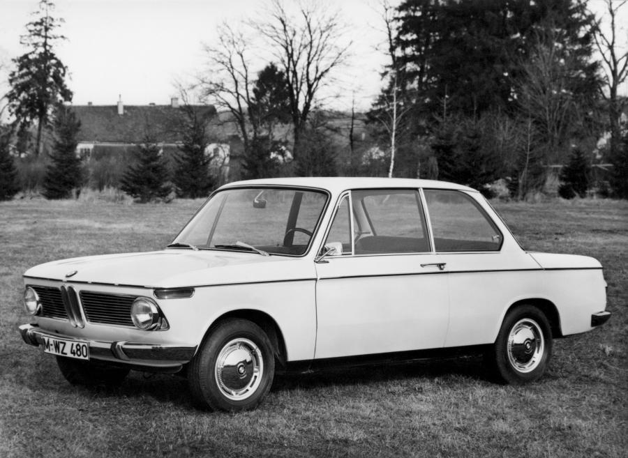  BMW 1600-2 (E10) 1966 года  (фото 3 из 15)